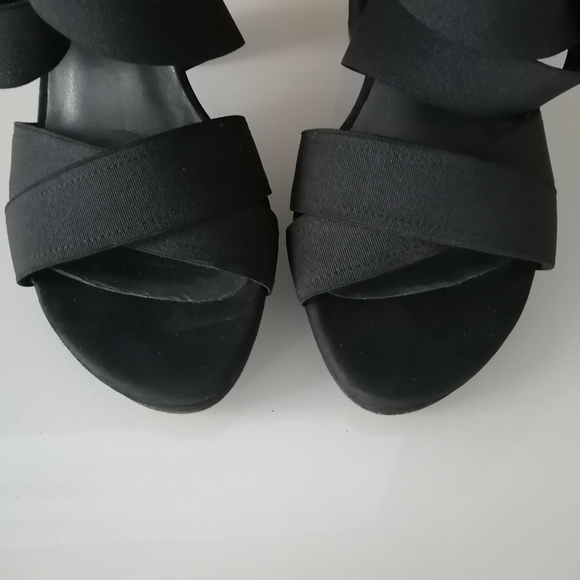 Stuart Weitzman Black Suede Elastic Criss Cross Strap Block Heel Sandals 5.5 - Picture 7 of 17